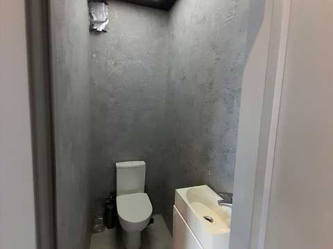 комерційна за адресою Мінеральна вул., 49