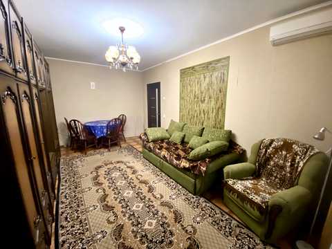 квартира за адресою Лазурна вул., 10-В