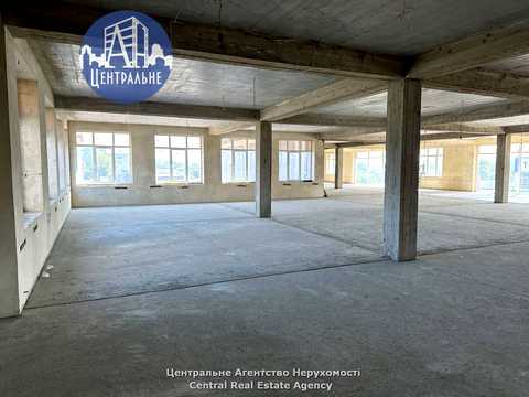 комерційна за адресою Чернівці, Хотинська вул., 39в