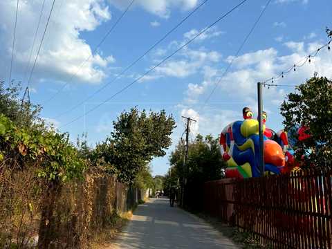 будинок за адресою Володимира Івасюка вул.