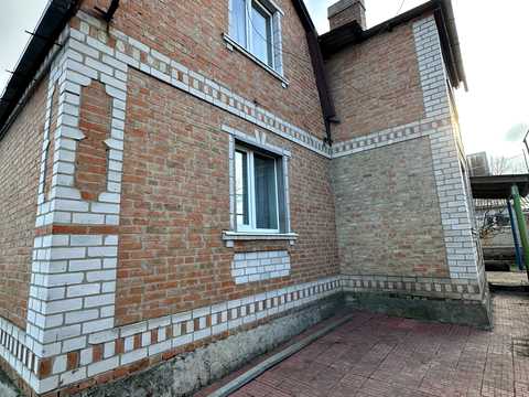 будинок за адресою Центральна, 21