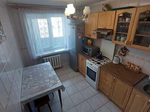 квартира за адресою Героїв України просп. (Героїв Сталінграду), 87-В