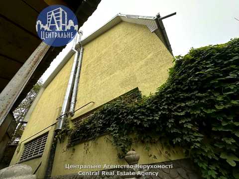 коммерческая по адресу Нижнебазарная пл., 4-А