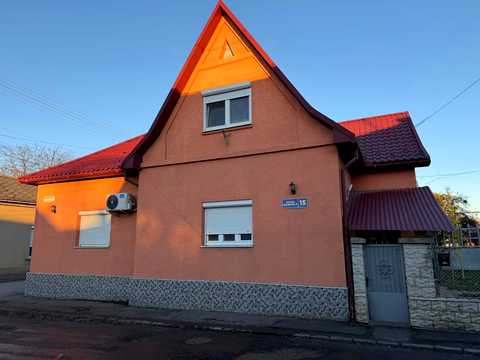 дом по адресу Олега Ольжича ул. (Івана Лобачевського)