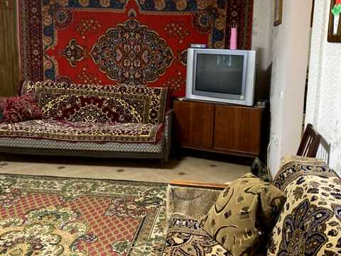 будинок за адресою Космонавтів, 5