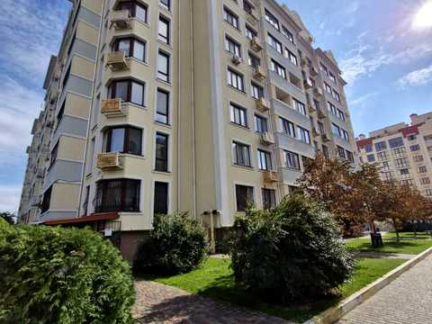 комерційна за адресою Надії пров., 3-A