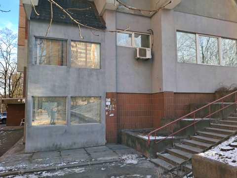 комерційна за адресою Лесі Українки бульв., 21-А