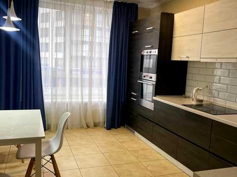 квартира за адресою Зарічна вул., 1-Б