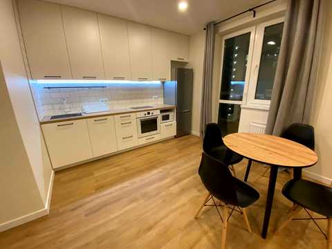 квартира за адресою Каховська вул., 62
