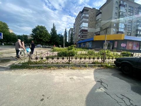 коммерческая по адресу миру, 21