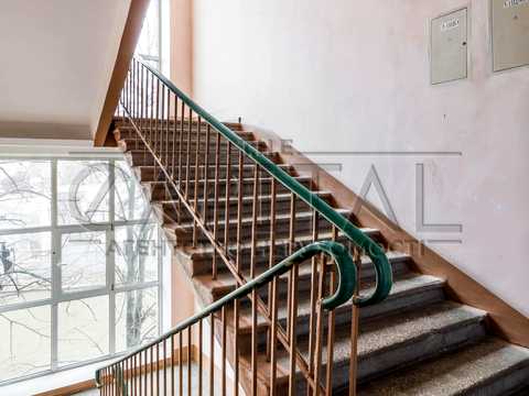 комерційна за адресою Василя Макуха вул. (Івана Шевцова), 1