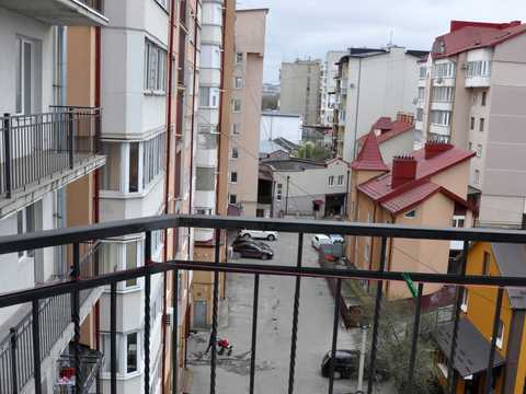 квартира за адресою Крушельницької вул., 17