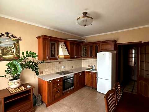квартира за адресою Урлівська вул., 9