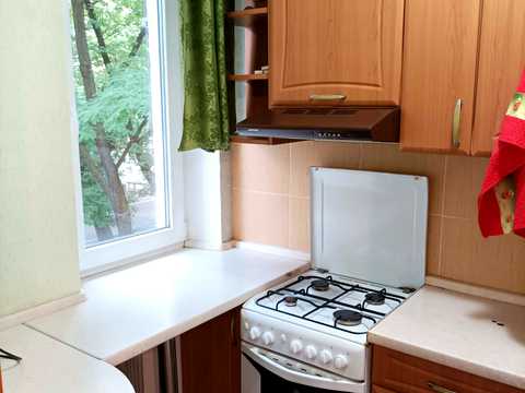 квартира за адресою Зодчих вул., 12