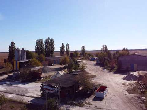 коммерческая по адресу Жовтнева, 110