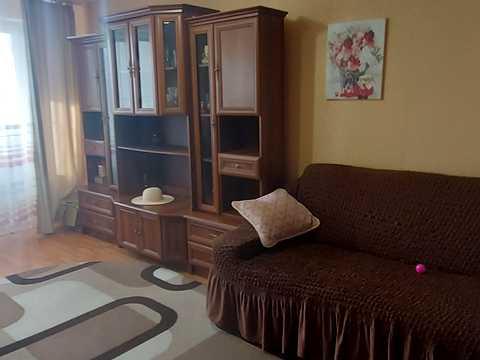 квартира по адресу Космонавтов ул., 77-А