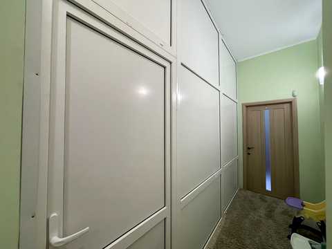 коммерческая по адресу Ревуцкого ул., 42-А