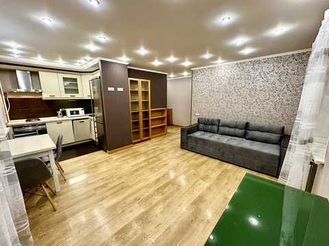 квартира за адресою Олени Теліги вул., 27