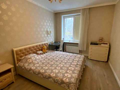 квартира за адресою Михайла Стельмаха вул., 7/2
