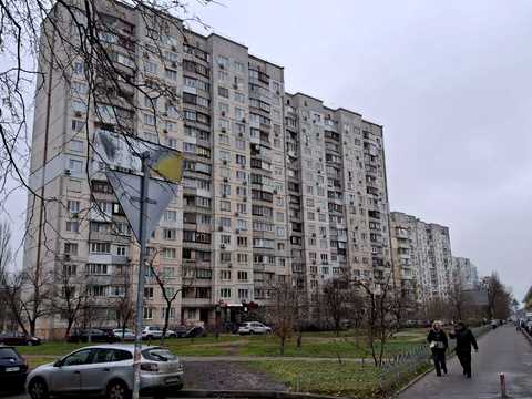 кімната за адресою Київ, Оболонський просп., 9