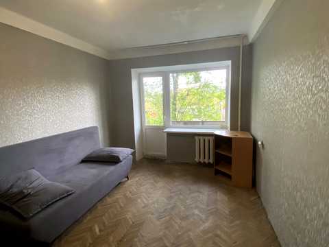 квартира за адресою Остапа Вишні вул., 7