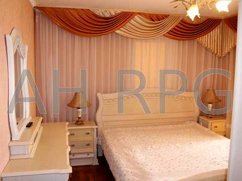 квартира по адресу Святошинская пл., 1