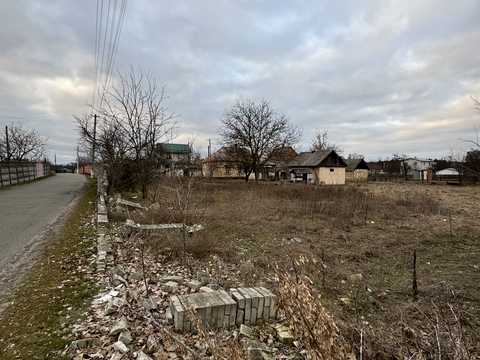ділянка за адресою Центральна, 44