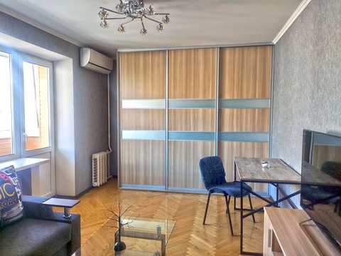квартира за адресою Бутишів пров. (Андрія Іванова вул.), 12