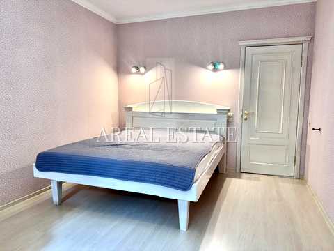 квартира за адресою Авіаконструктора Ігоря Сікорського вул. (Танкова), 1-Б