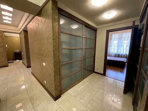 квартира за адресою Антоновича вул. (Горького), 9