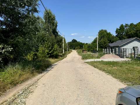 ділянка за адресою Броварська