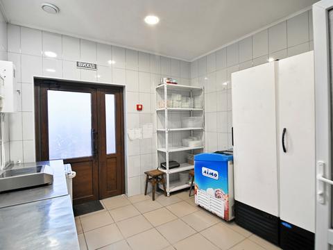 комерційна за адресою Сарни, Вишнева, 58А