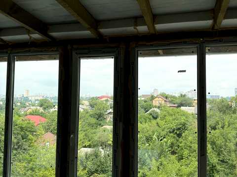 комерційна за адресою Київ, Катерини Грушевської вул. (Генерала Доватора), 2а