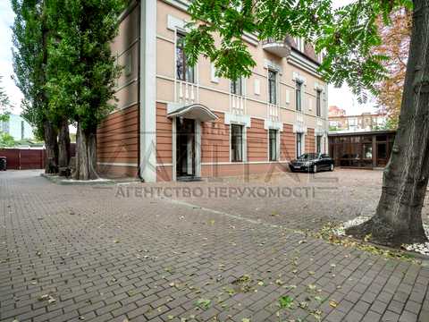 коммерческая по адресу Жилянская ул., 97