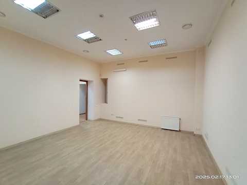 комерційна за адресою Успенський пров., 4