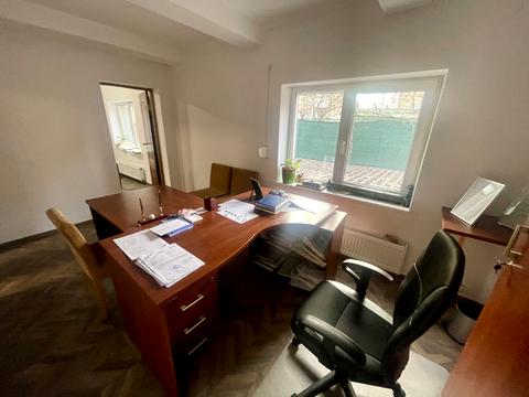 комерційна за адресою Науки просп., 33а