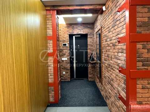 комерційна за адресою Почайнинська вул., 70