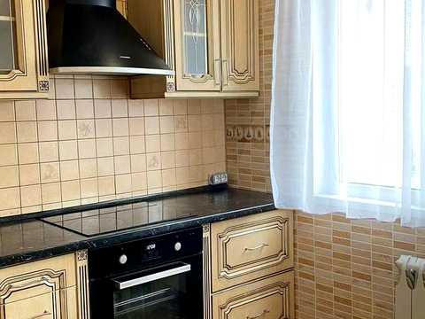 квартира за адресою Академіка Глушкова просп., 17