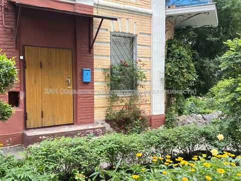 коммерческая по адресу Потебни ул., 2