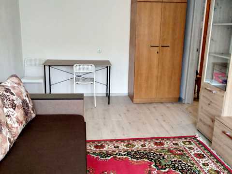 квартира за адресою Михайла Малишенка вул., 35