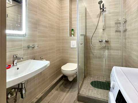 квартира за адресою Лоцманський пров., 9д