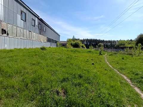 комерційна за адресою смт. Клевань, вул. Центральна, 32а