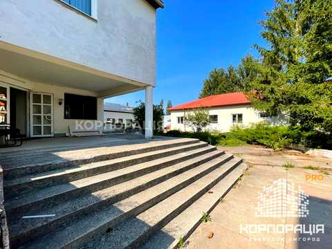 комерційна за адресою Ужгород, Загорська вул., 1А