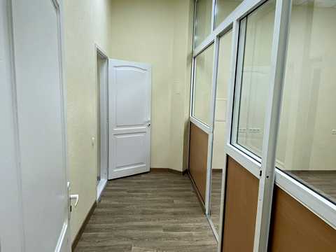 комерційна за адресою Гоголя вул., 243