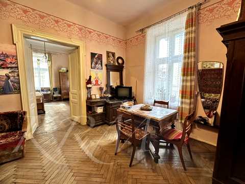 квартира за адресою Пантелеймона Куліша вул., 25