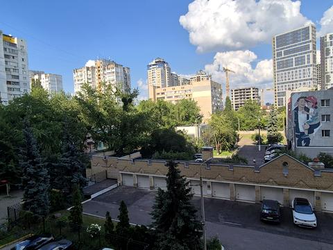 квартира по адресу Александра Довженко ул., 14/1