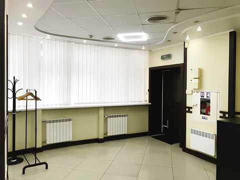комерційна за адресою Лесі Українки бульв., 7-Б