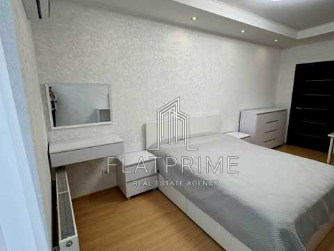 квартира за адресою Регенераторна вул., 4 к2