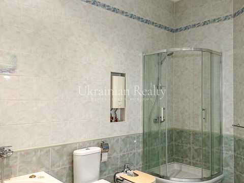 квартира за адресою Богдана Хмельницького вул., 32