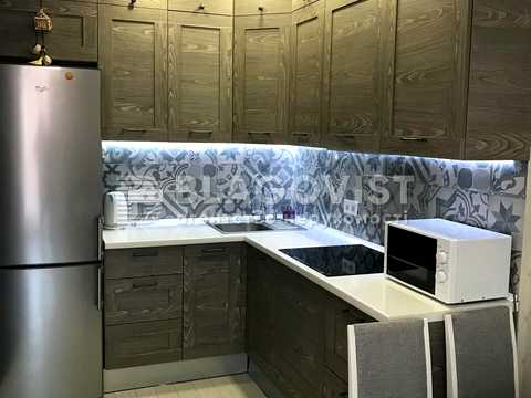 квартира за адресою Регенераторна вул., 4 к3